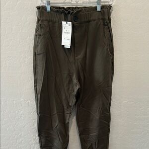 Zara Green Chinos Modern Relaxed Fit